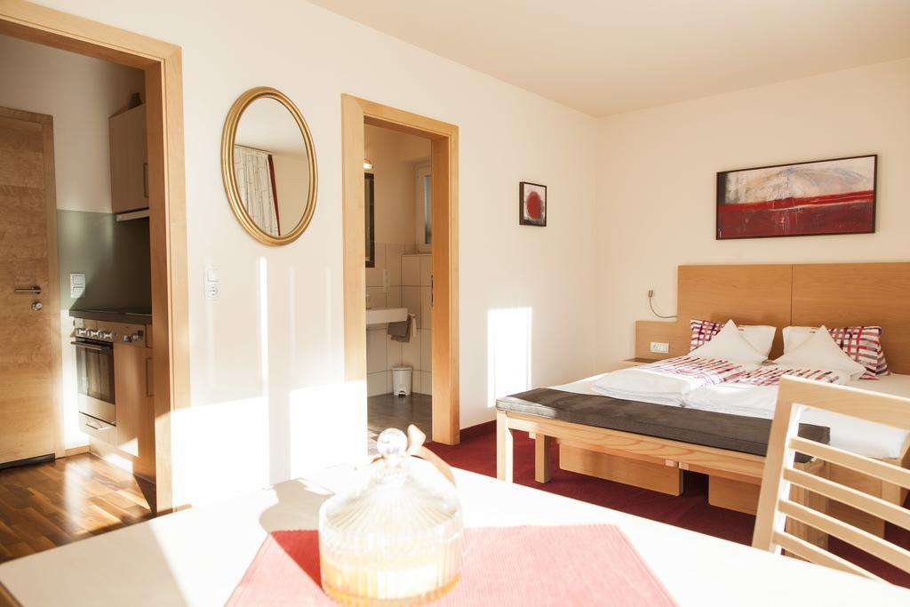 Apartment Haus Sonneneck - In & Out Sankt Anton am Arlberg